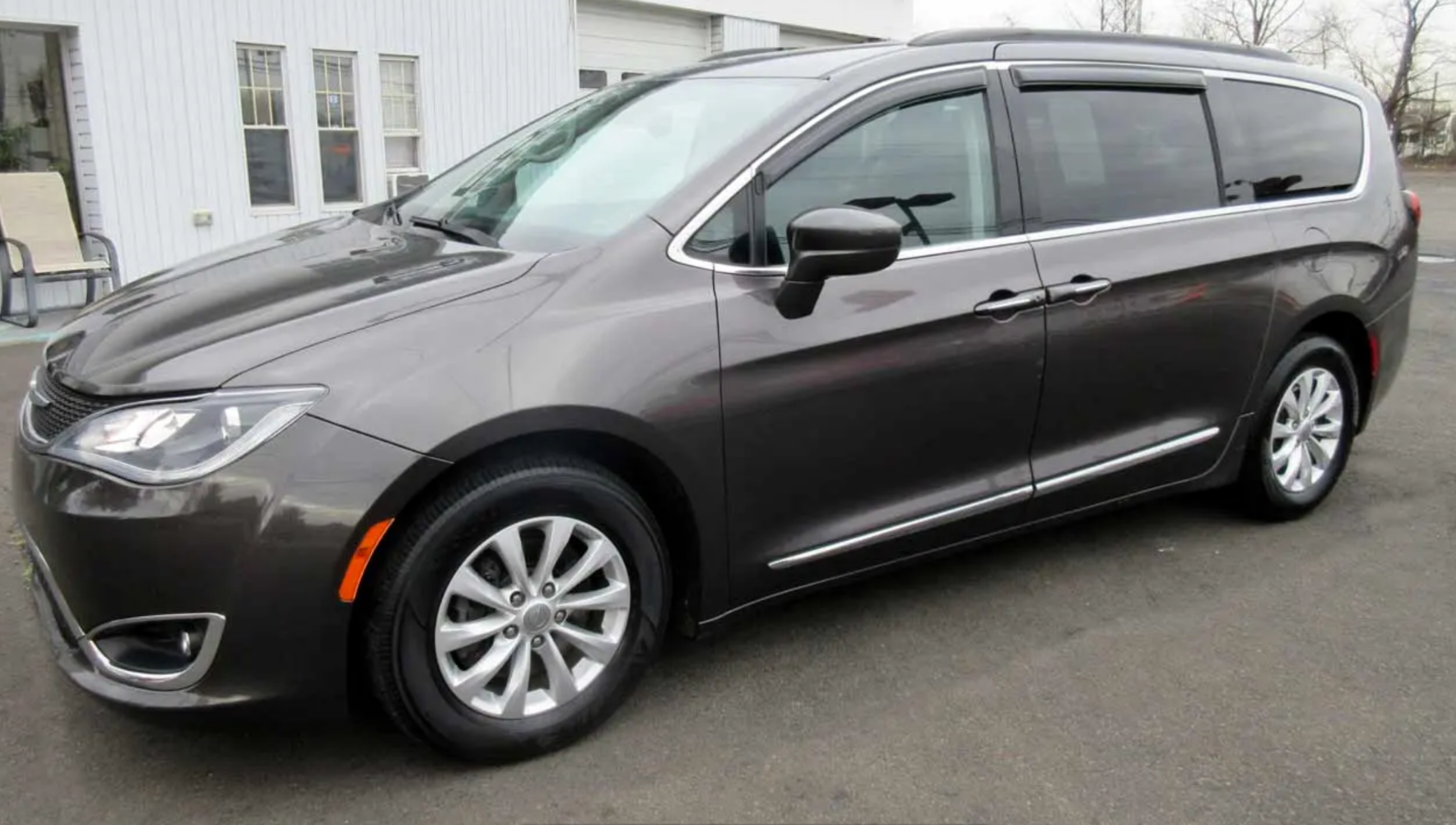 2017 克莱斯勒SUV七座 售价12850