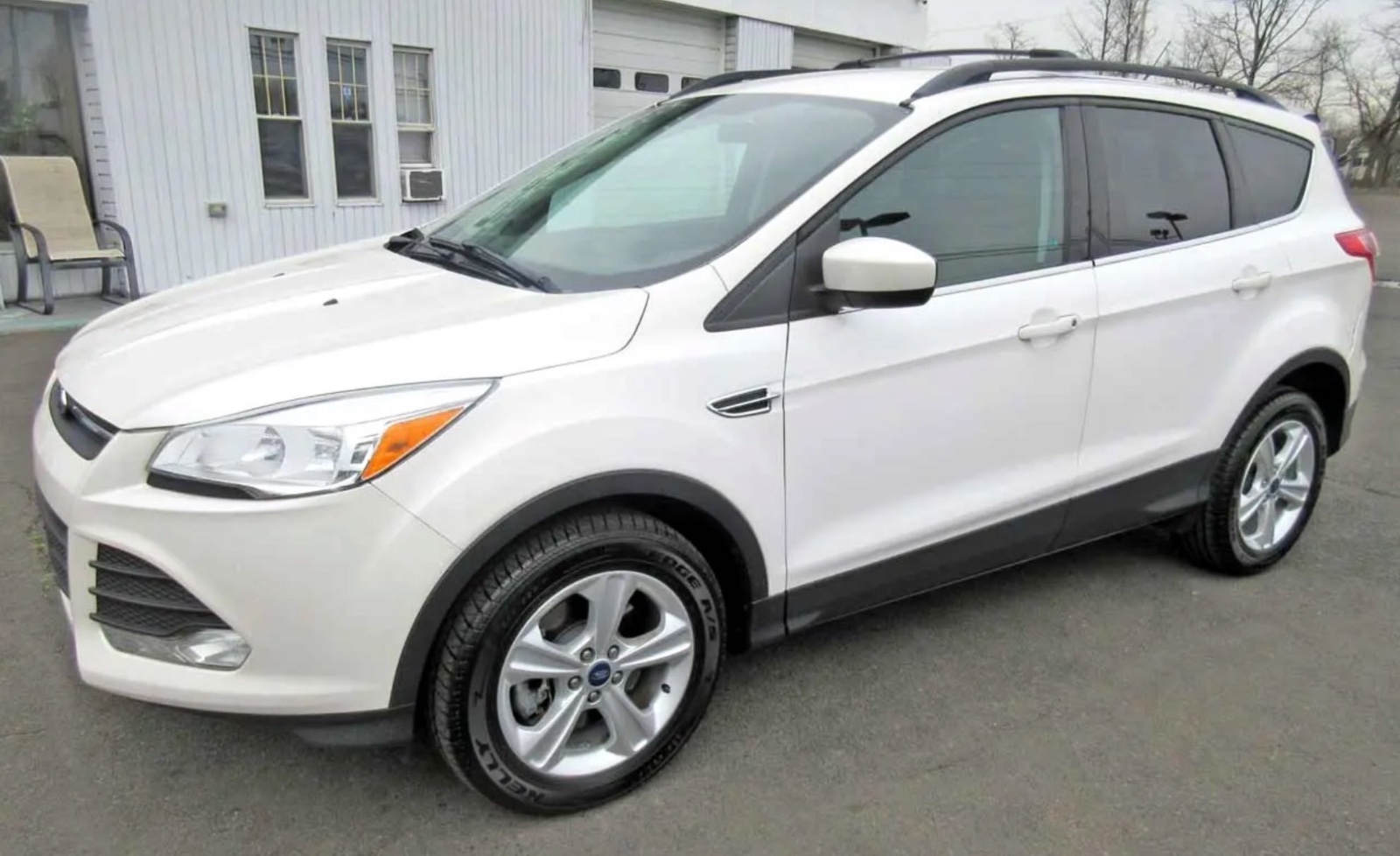 2013 Ford Escape 4WD SUV五座、售价10950