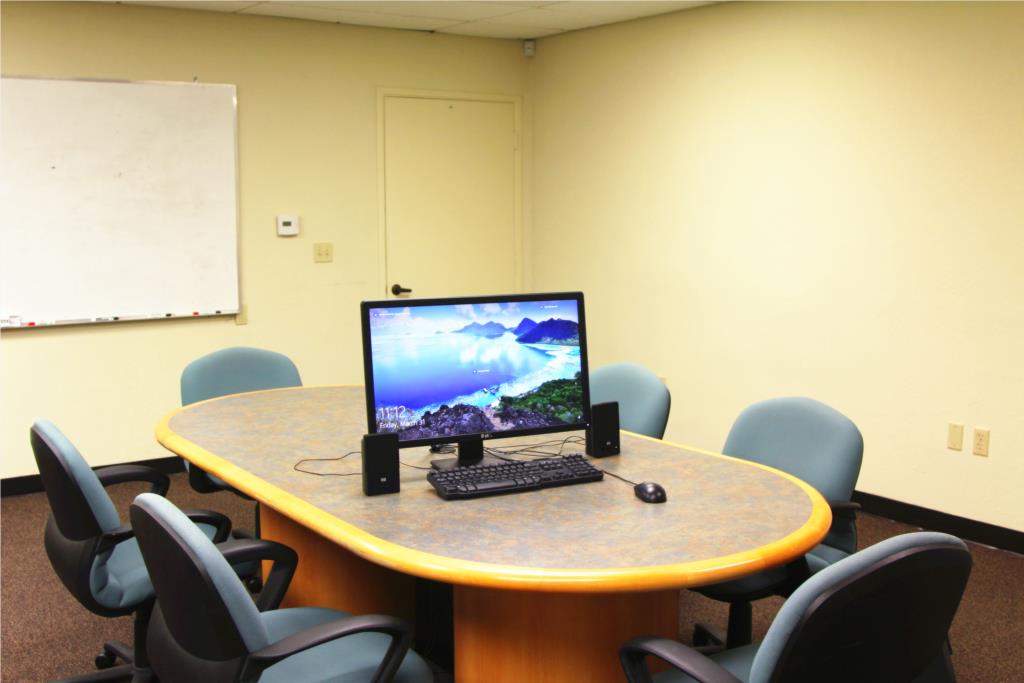 Cupertino办公室分租,有独立门口,走路到苹果公