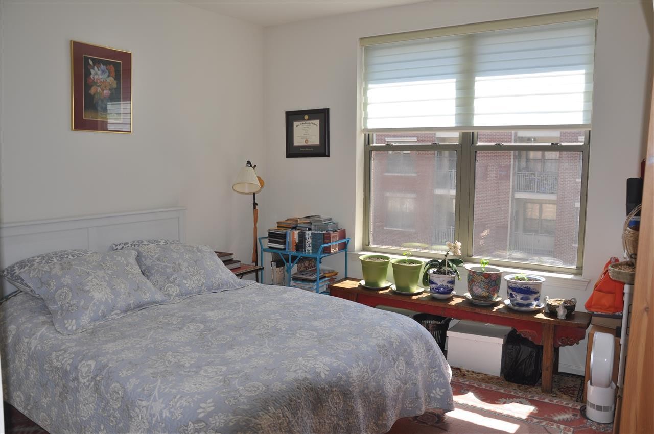 BEAUTIFULLY RENOVATED TWO MASTER SUITE!
