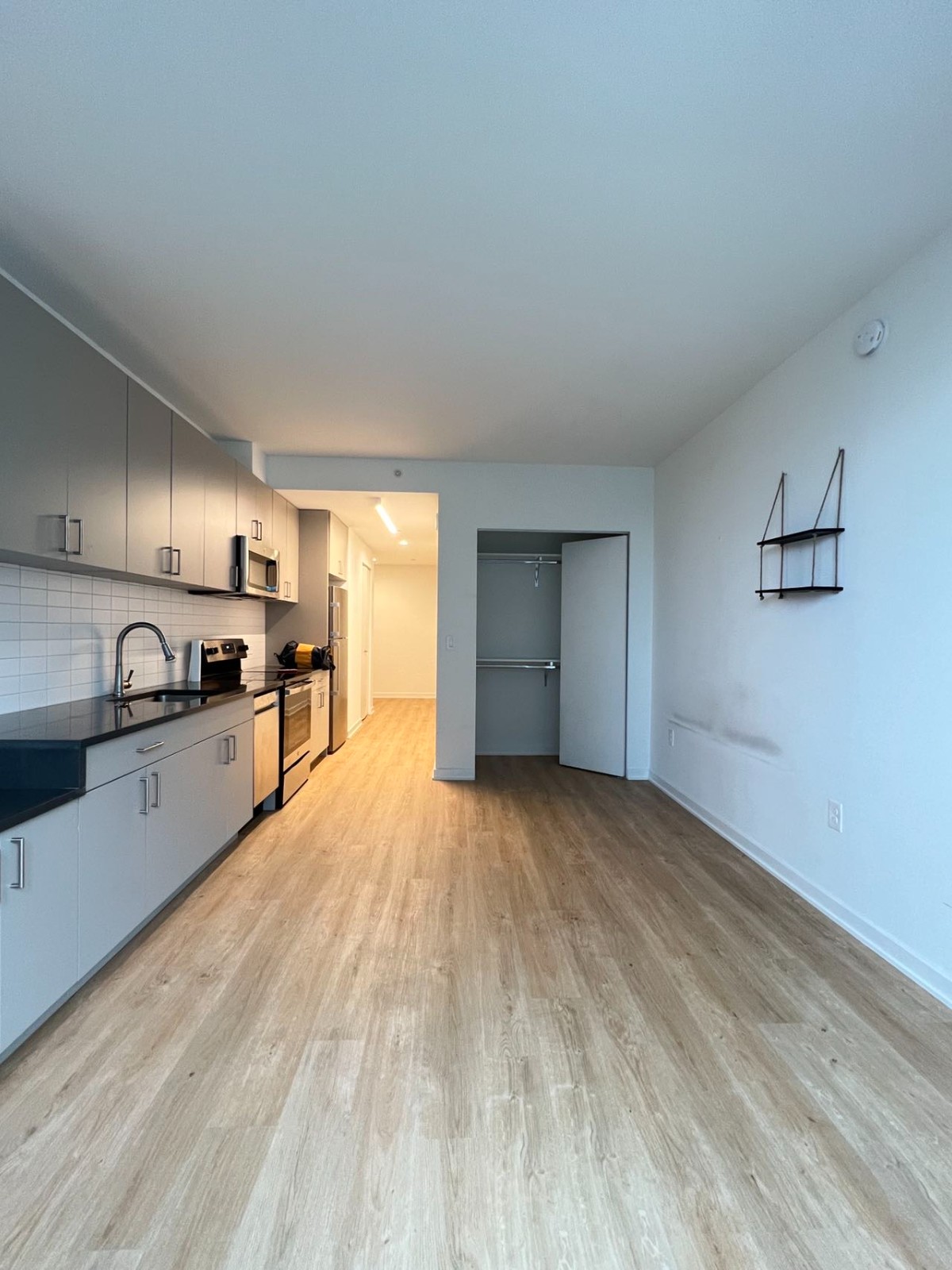 Jersey City 351 Marin The entire Studio is sublet from now until 23.3 months